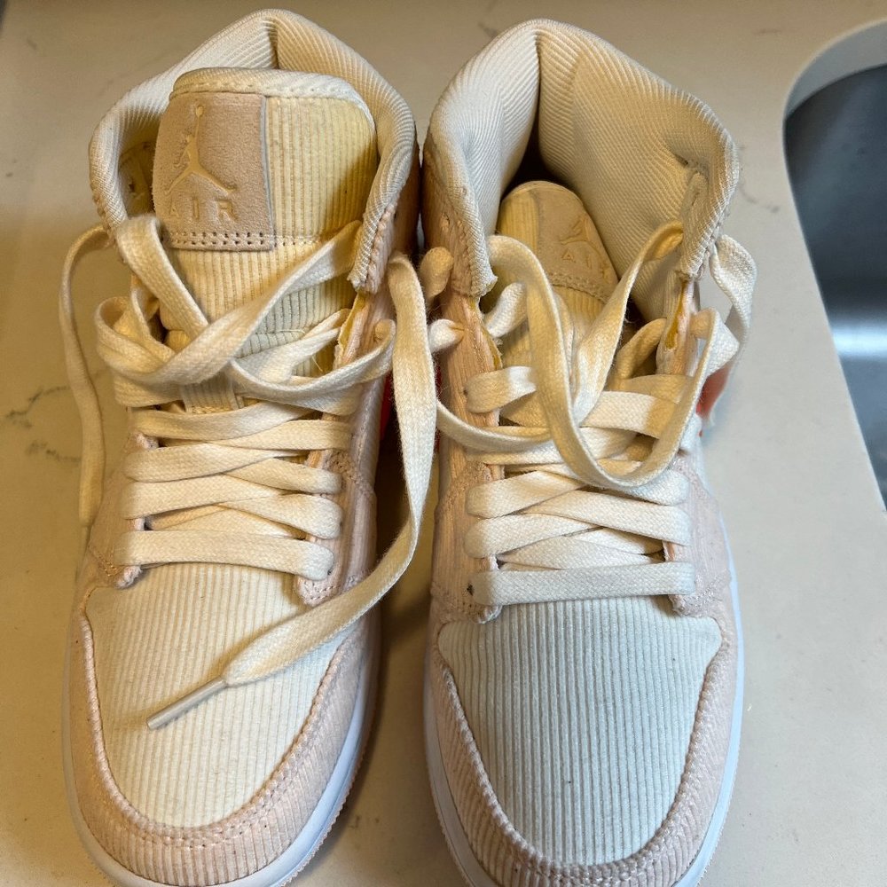 Nike Air Jordans Women's Size 5.5